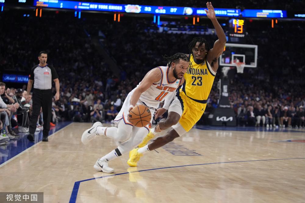 牢牢牵制 牢牢牵制