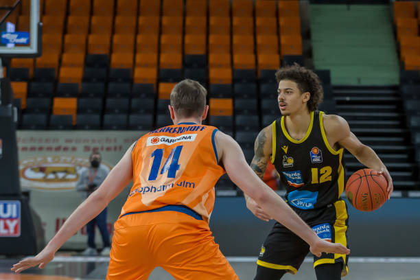 位创造了机 位创造了机