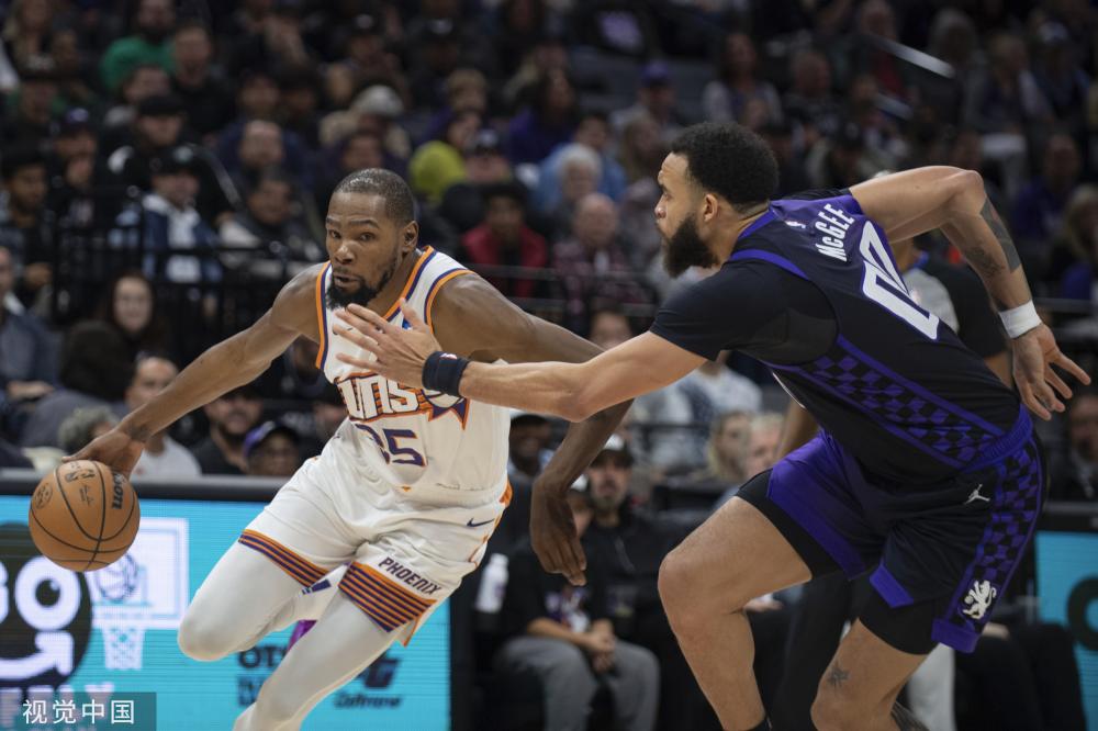 据场上情况 据场上情况